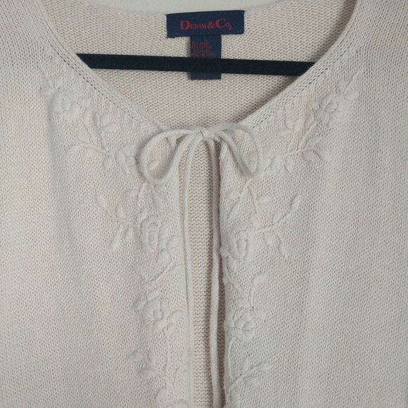 Denim & Co Cream Full Length Shawl - Picture 2 of 6